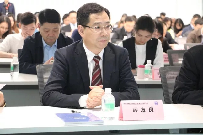 1543483530741997.jpg 640.webp.jpg