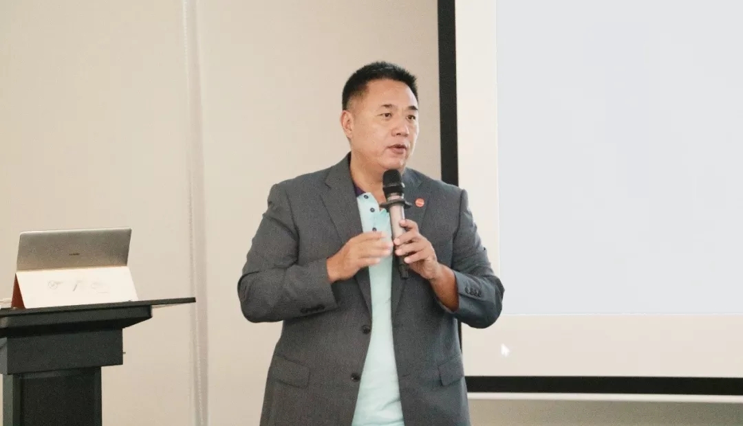 1558085857116542.jpg 640.webp (5).jpg